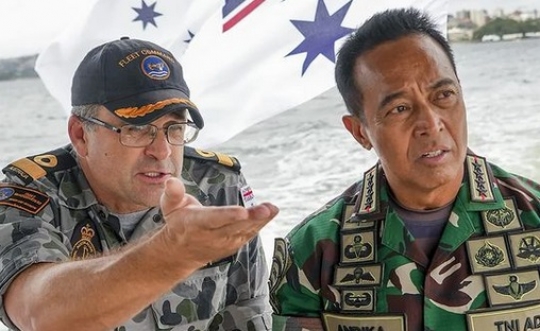 Gagahnya Jenderal Andika Saat Melihat Kapal Selam Angkatan Laut Australia