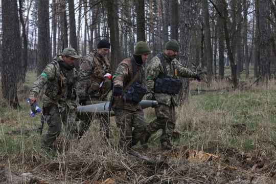 Berburu Sisa-Sisa Rudal Rusia yang Masih Aktif di Ukraina