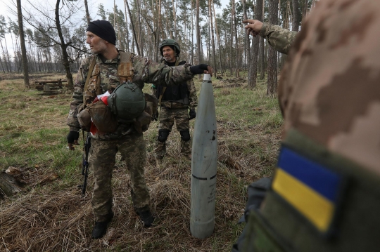 Berburu Sisa-Sisa Rudal Rusia yang Masih Aktif di Ukraina