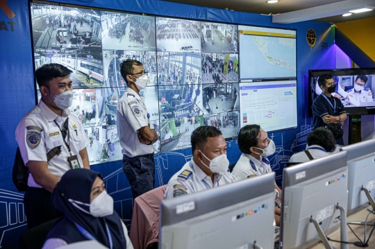 Intip Kesibukan Command Center Arus Mudik Lebaran 2022