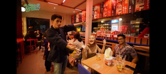 5 Potret Kedai Ramen Baru Milik Alshad Ahmad, Tempatnya Mungil Namun Cozy Abis