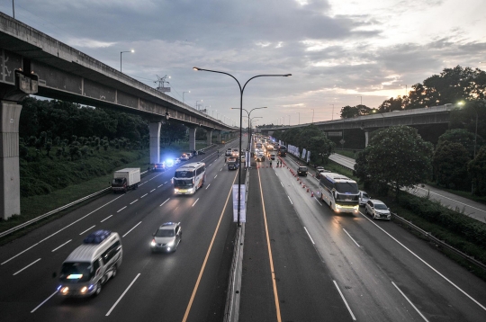 Sistem One Way di Tol Jakarta-Cikampek Mulai Diberlakukan