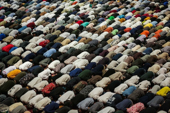 Salat Jumat Terakhir Ramadan di Masjid Istiqlal