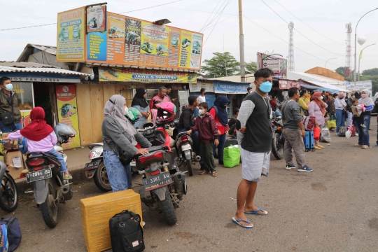 H-2 Lebaran, Simpang Cikopo Masih Ramai Pemudik