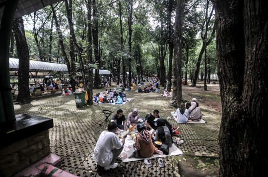 Mengisi Libur Lebaran di Taman Margasatwa Ragunan