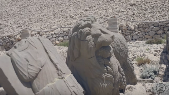 Potret Gunung Nemrut, Jejak Reruntuhan Berhala yang Dihancurkan Nabi Ibrahim AS