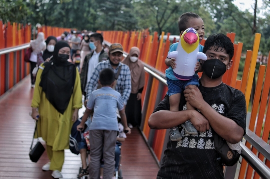 Liburan Alternatif di Tebet Eco Park