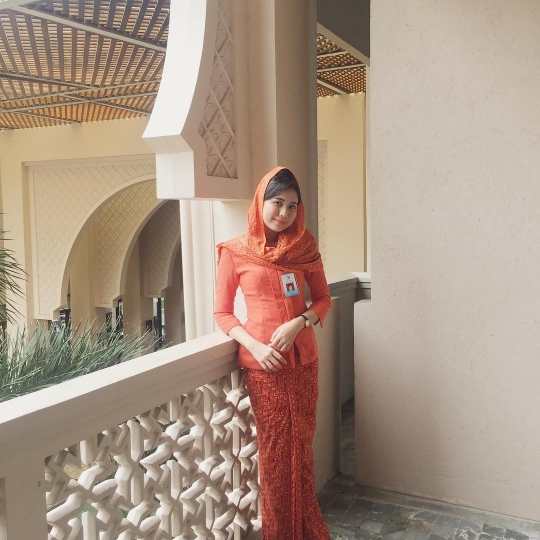 Ini Sosok Pramugari Baik Minta Ampun ke Penumpang, Cantik dan Ayu Banget