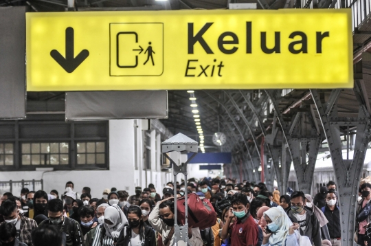 Gelombang Arus Balik via Kereta Api Masih Tinggi