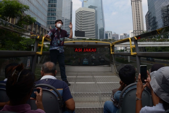 Serunya Keliling Ibu Kota Gratis dengan Bus Tingkat Beratap Terbuka Transjakarta