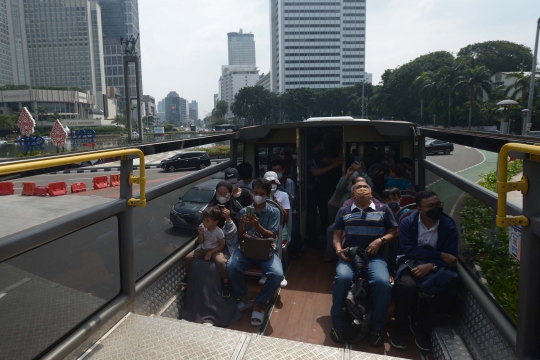 Serunya Keliling Ibu Kota Gratis dengan Bus Tingkat Beratap Terbuka Transjakarta