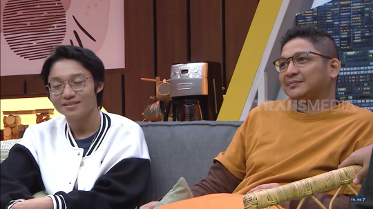 Dewasa dan Miliki Penghasilan Sendiri, Kiesha Makin Akrab dengan Pasha Ungu