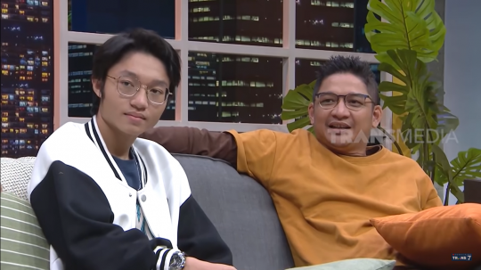 Dewasa dan Miliki Penghasilan Sendiri, Kiesha Makin Akrab dengan Pasha Ungu