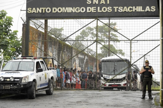 Kecemasan Keluarga Napi Menunggu Kabar Usai Kerusuhan Mengerikan di Penjara Ekuador