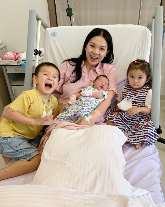 Deretan Foto Baby Austine Anak Ketiga Chef Devina Hermawan, Lucu dan Menggemaskan