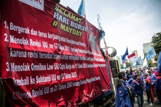 Aksi Buruh Peringati May Day di Kawasan Patung Kuda