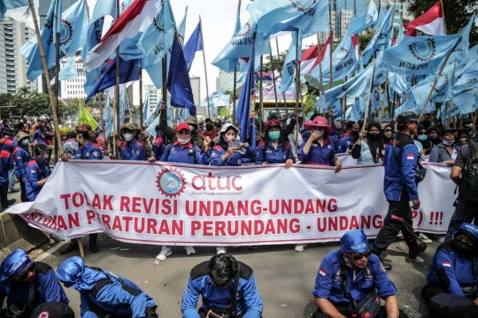 Aksi Buruh Peringati May Day di Kawasan Patung Kuda