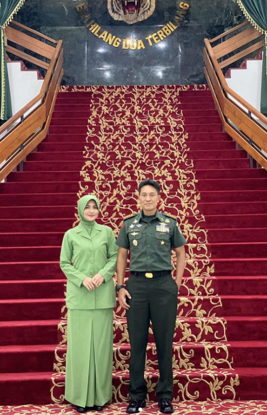Bakal Dipersunting Letkol TNI, Ini Potret Juliana Moechtar dengan Sang Calon Suami