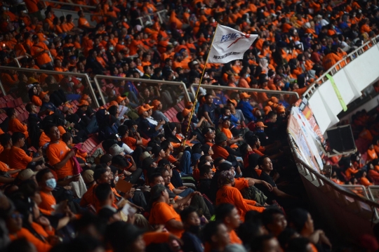 Ribuan Buruh Padati Aksi May Day Fiesta 2022 di Stadion GBK