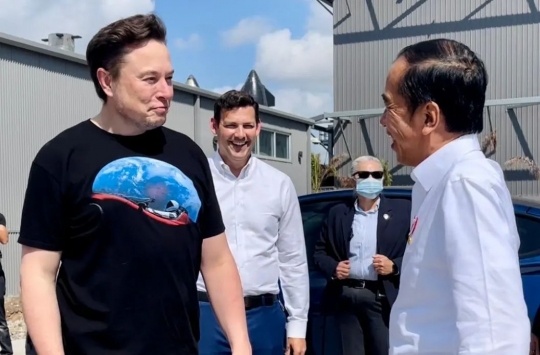 Melihat Keakraban Jokowi dan Elon Musk, Saling Tawa dan Santai