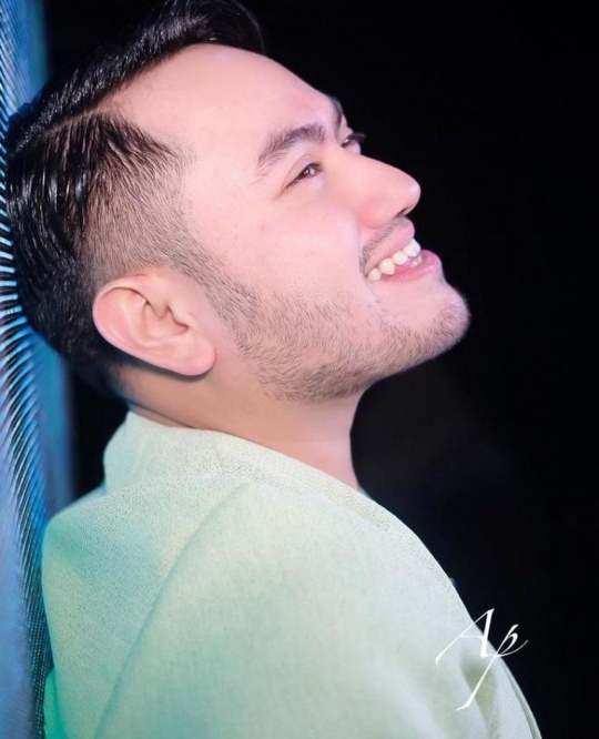 King Nassar Makin Langsing dan Ganteng, Ini 5 Potret Terbarunya yang Ramai Dipuji