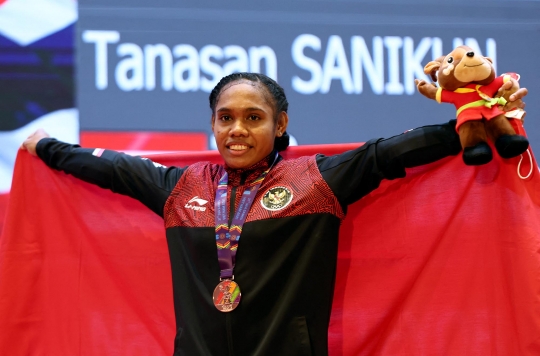 Lifter Papua Natasya Beteyob Sumbangkan Perunggu SEA Games untuk Indonesia