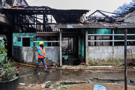 Puluhan Rumah di Kebayoran Lama Hangus Terbakar, 27 Mobil Pemadam Diterjunkan