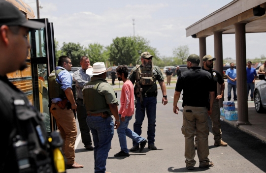 Situasi Mencekam Usai Penembakan Brutal di Sekolah Dasar Texas