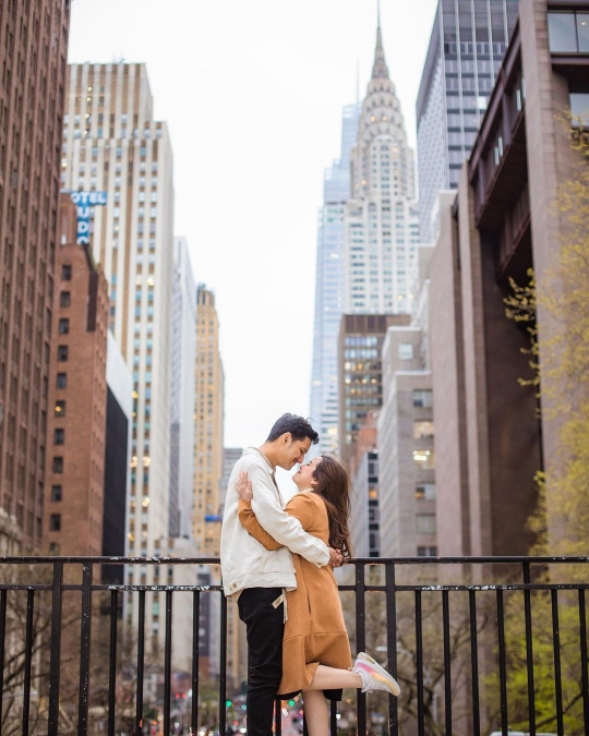 So Sweet! Potret Tasya Kamila dan Suami di New York, Romantis Banget!