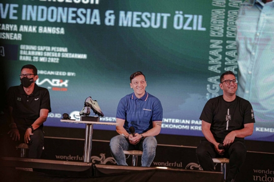 Kemenparekraf Gandeng Mesut Ozil Promosikan Wisata Indonesia