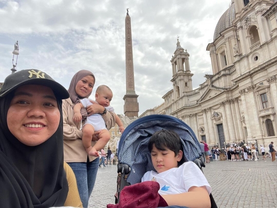 Lala & Baby Sitter Rayyanza Diajak ke Italia Sama Nagita, Disebut Pengasuh Beruntung