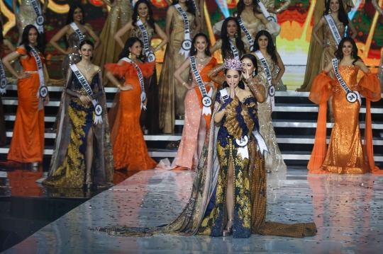 Cantiknya Laksmi Shari, Peraih Mahkota Puteri Indonesia 2022