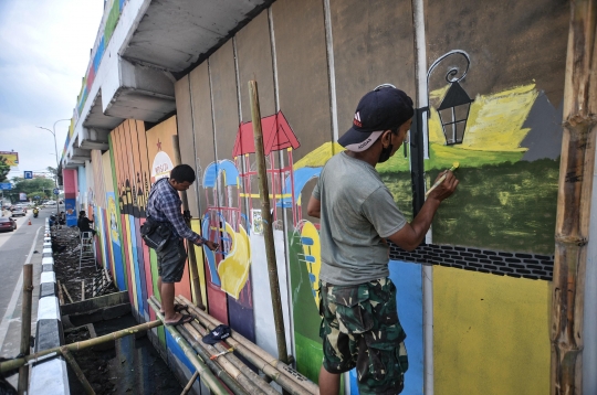 Warna-warni Mural di Flyover Ancol Sambut HUT DKI Jakarta