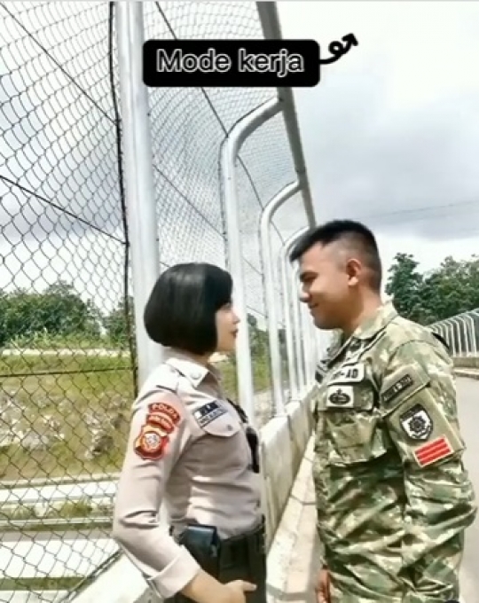 Kisah Asmara Anggota TNI & Satpam Cantik, Ini Potretnya Pakai Seragam Dinas Berduaan