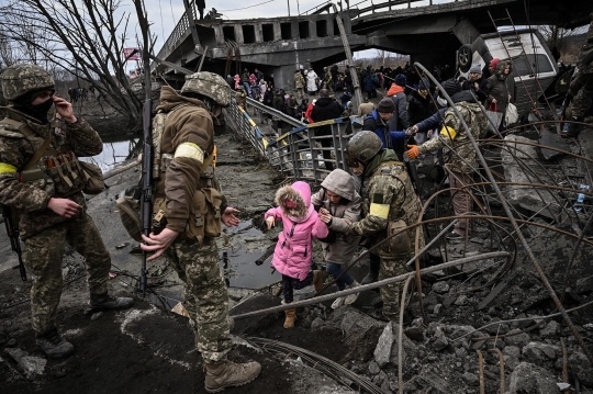 Foto-Foto Memilukan 100 Hari Perang Rusia-Ukraina