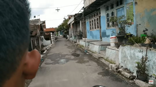 Potret Suasana Lokalisasi di Siang Hari, Rupanya Tetap Ada yang Order dan Mangkal