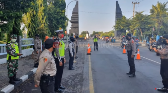 Begini Potret Pemain Timnas Voli Rivan, Rendi dan Yuda Saat Bertugas Sebagai Polisi