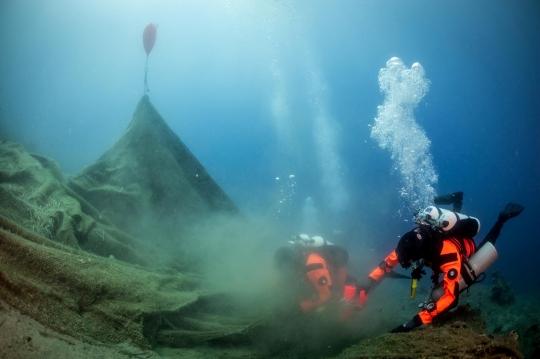 Pengangkatan 'Jaring Hantu' dari Dasar Laut Yunani