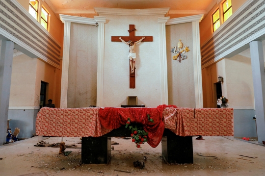 Sisa-Sisa Serangan Berdarah di Gereja Katolik Nigeria yang Tewaskan 22 Orang