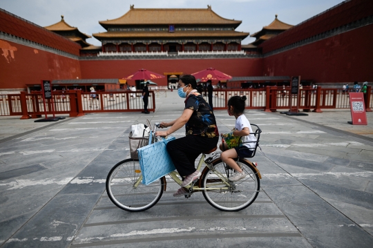 Kota Terlarang China Kembali Dibuka