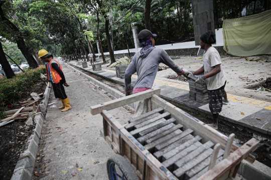 Revitalisasi Jalur Pedestrian di Jalan Pattimura