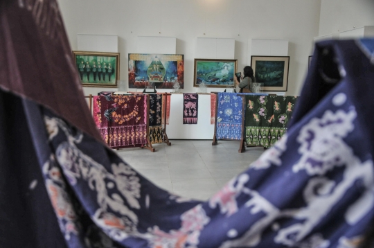 Melihat Pameran Seni Rupa Perdana di TIM Pasca Direvitalisasi