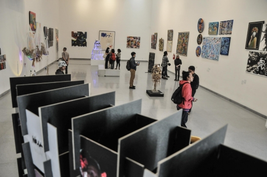 Melihat Pameran Seni Rupa Perdana di TIM Pasca Direvitalisasi