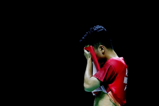 Ekspresi Anthony Ginting Gagal Melaju ke Final Indonesia Masters