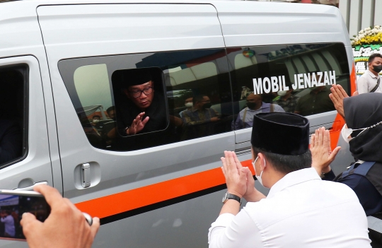 Momen Jenazah Eril Langsung Dibawa ke Bandung