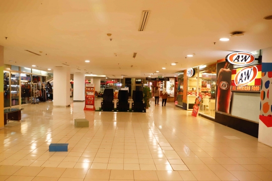 Potret Plaza Semanggi yang Sepi Aktivitas