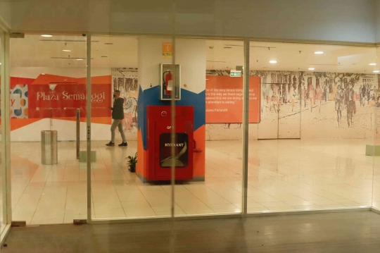 Potret Plaza Semanggi yang Sepi Aktivitas