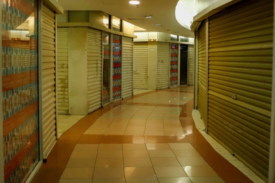 Potret Plaza Semanggi yang Sepi Aktivitas