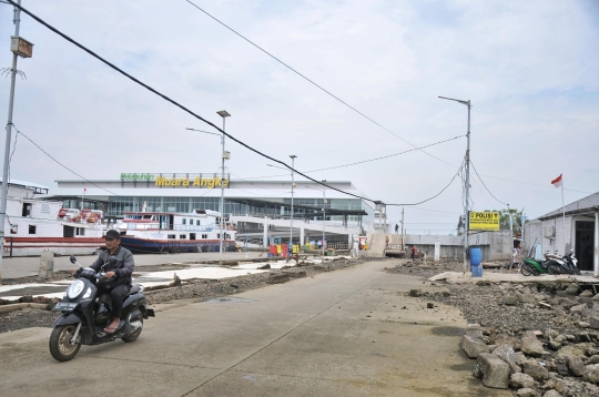 Relokasi Pedagang di Pelabuhan Kali Adem