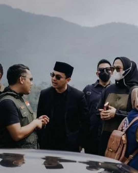 Momen Sahrul Gunawan saat Hadiri Pemakaman Eril, Tersentuh dengan Pidato Ridwan Kamil